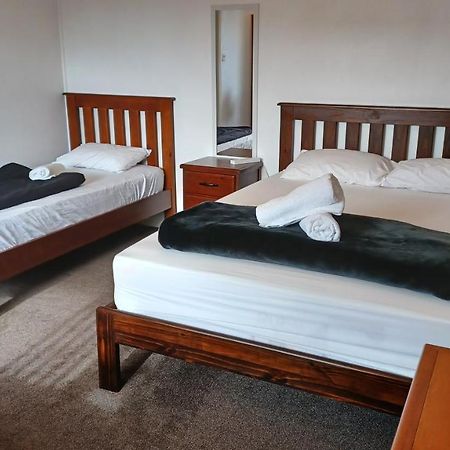 כרייסטצ'רץ' Homestay Family Room, Near The City Center מראה חיצוני תמונה
